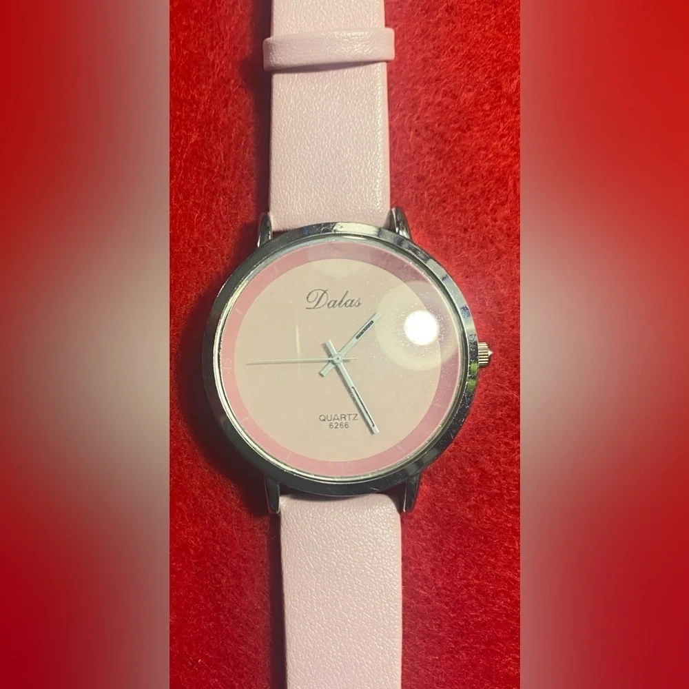 Dalas Watch Pink/Silver Large Face Faux Leather Band Vintage